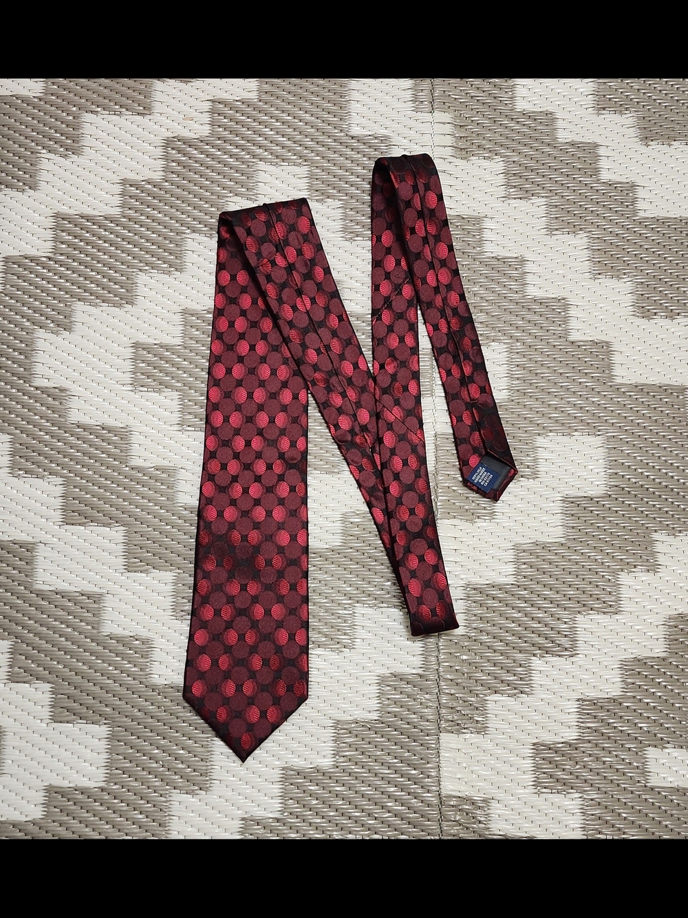 Men's Red Polka Dot Silk Tie - Classic Formal Style